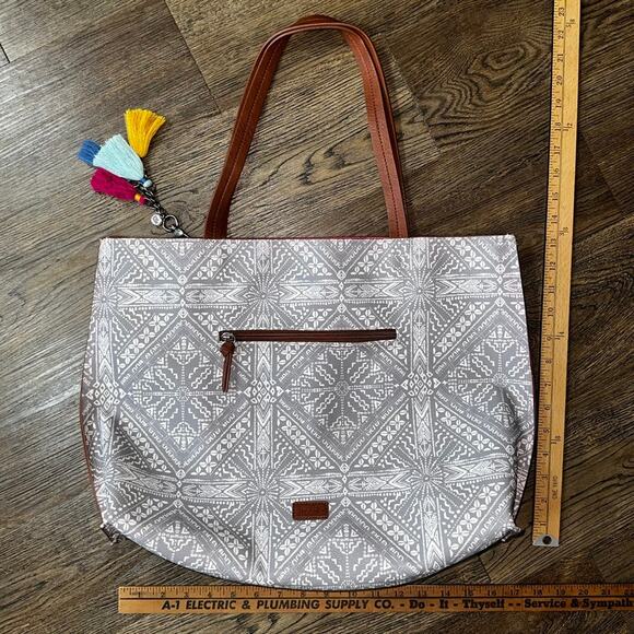 The Sak Handbags - THE SAK Hasley Happy & Free Gray Shadow Tote Purse Batik Boho